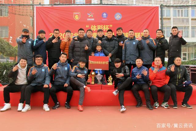 拉塞尔44分字母哥三双 湖人险胜雄鹿重回第九
